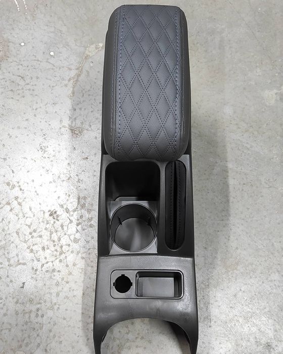 Подлокотник на Cobalt-R4