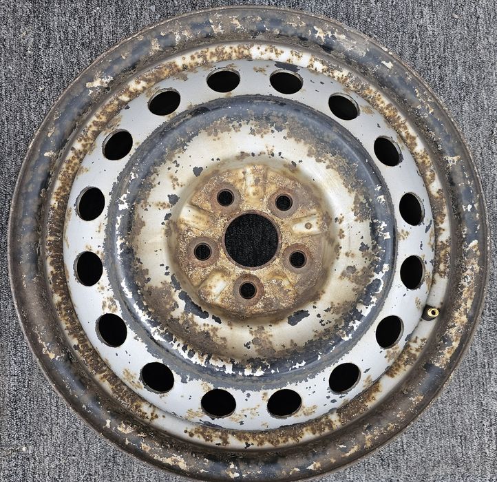 AnvelopeIarna/CauciucuriIarna 195-55-16''M+S-JanteTabla16''5x100Toyota