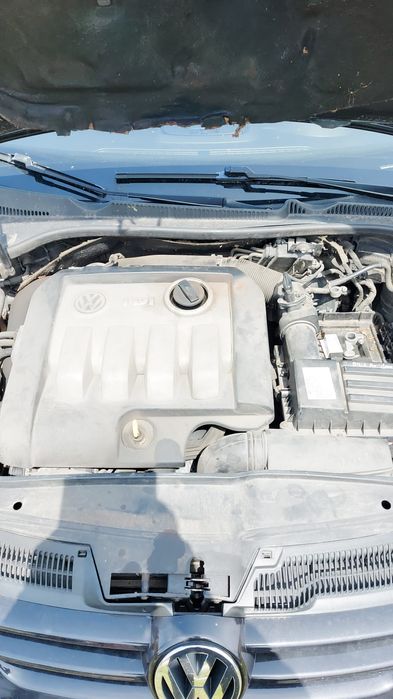 Vand VW Golf 5 2006 diesel pentru dezmembrare