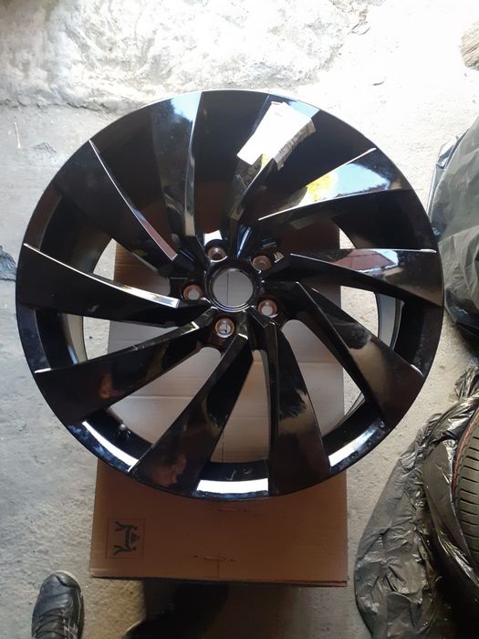 Roti noi VOLKSWAGEN 18 19 20 !