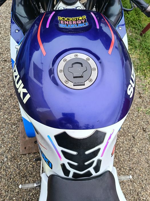 REZERVOARE / MOTO / suzuki / gsxr / 600 / 750 / SRAD