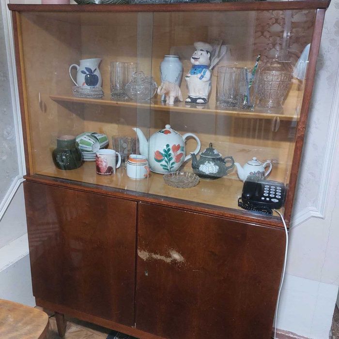 Сервант кухонный