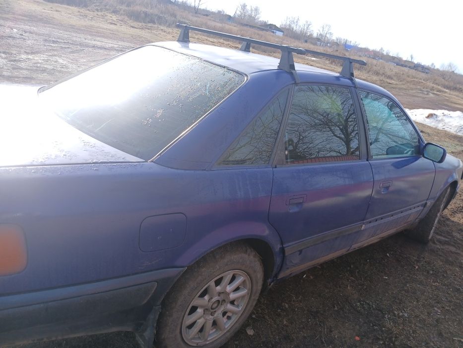 Audi 100 c4 2.6 бензин 1992 года