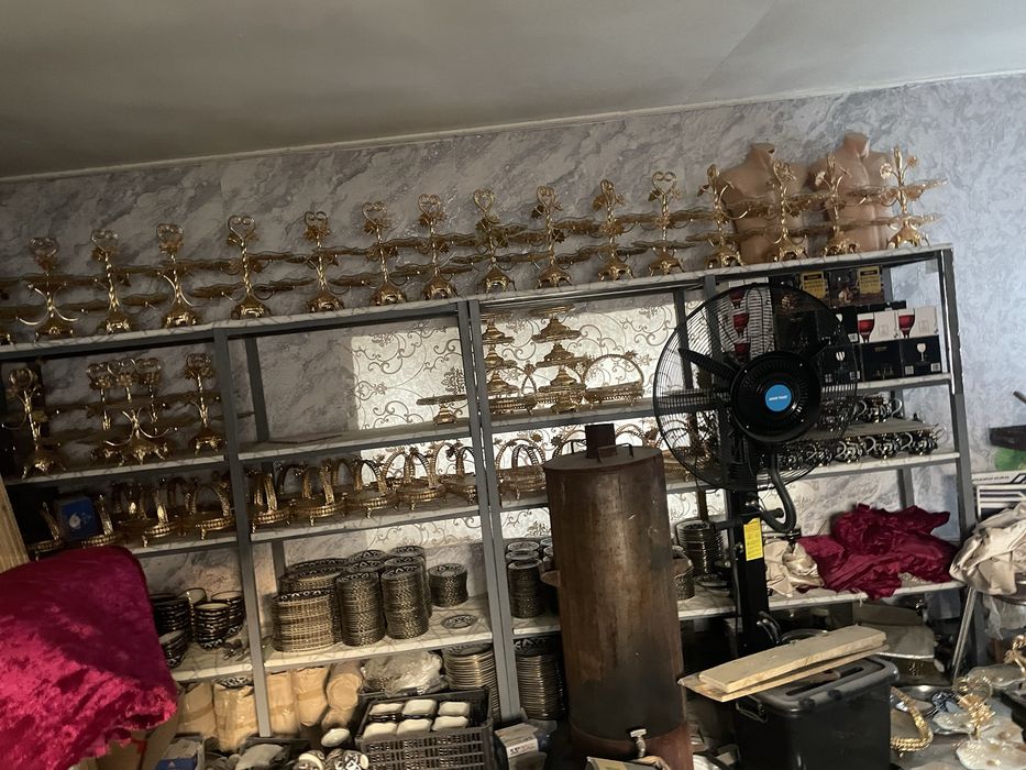 Tayyor biznis sotiladi prakat stol stul pasudalari bilan kup ishlatilm