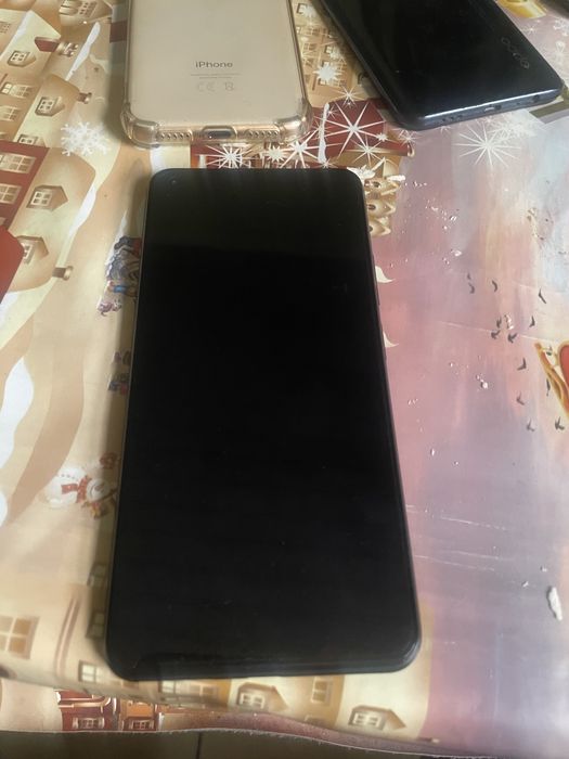 Телофоны айфоны оппо