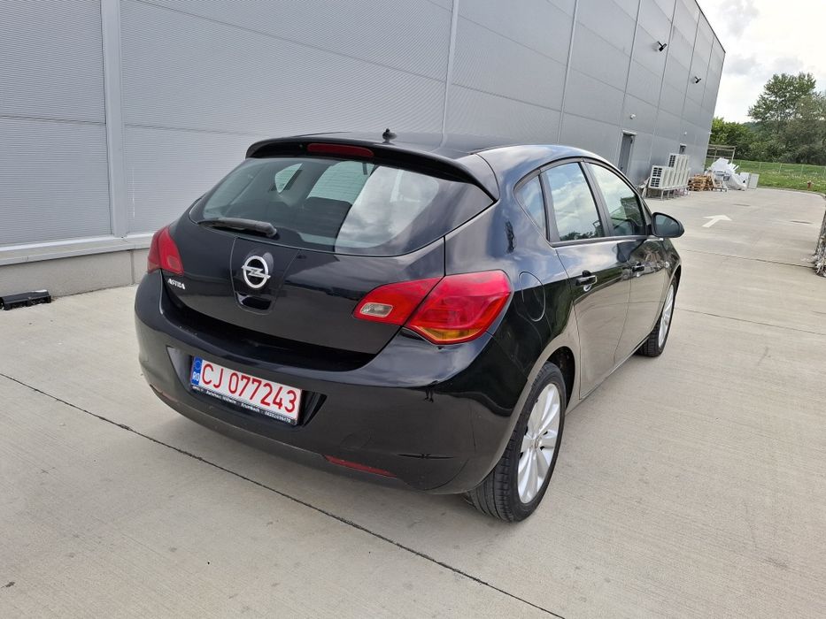 OPEL Astra 2010 — imagine 14
