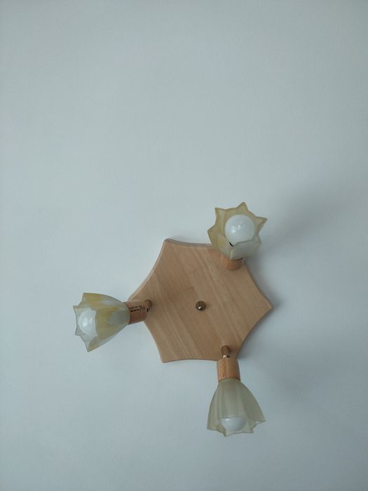 Светильник трехрожковый