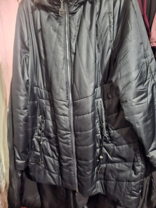 Продам женскую одежду