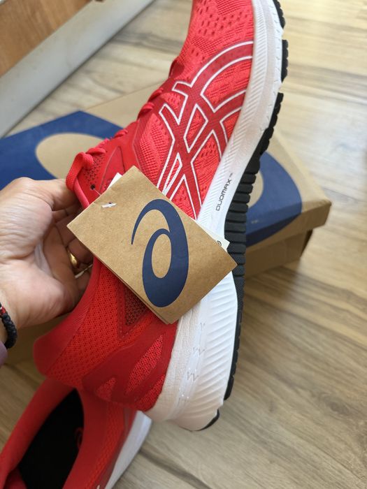 Оригинални нови червени маратонки ASICS GT-1000 10! 53 н