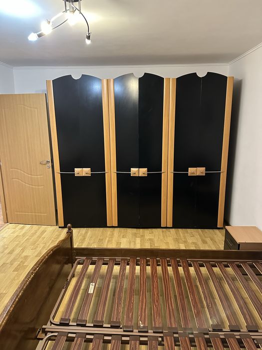 Se da in chirie pe termen lung,apartament cu 3 camere,mobilat partial