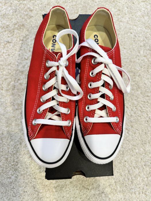 Продам новые кеды Converse