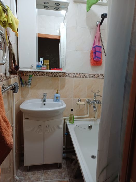 Продам 2 комнатную квартиру