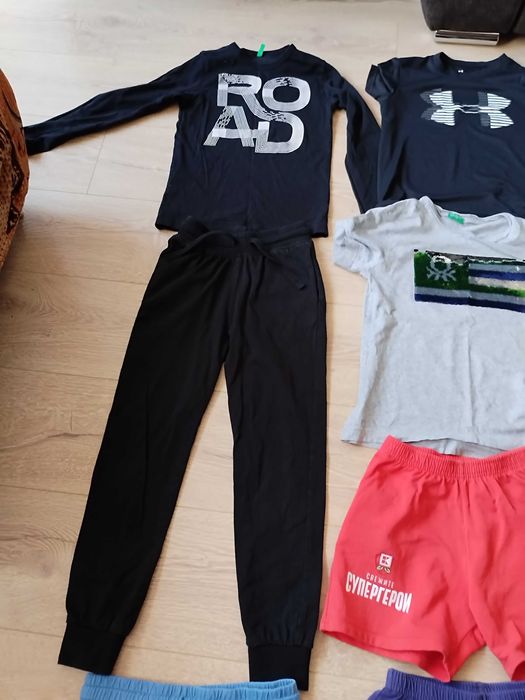 Комплект детски дрехи за 15лв всичко