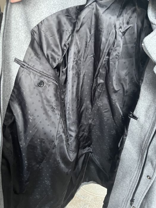 Продам новое пальто