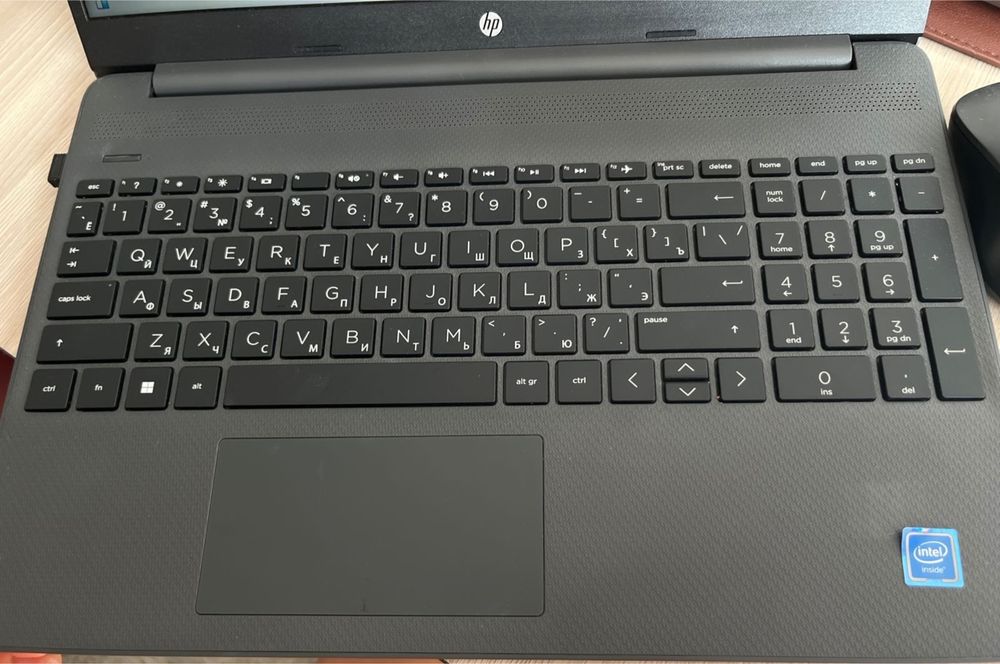 Ноутбук hp (Hewlett-Packard).