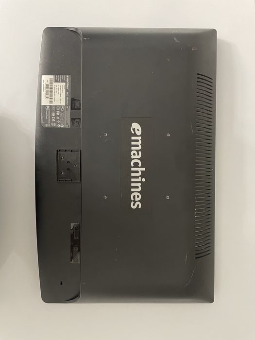 Продам монитор emachines
