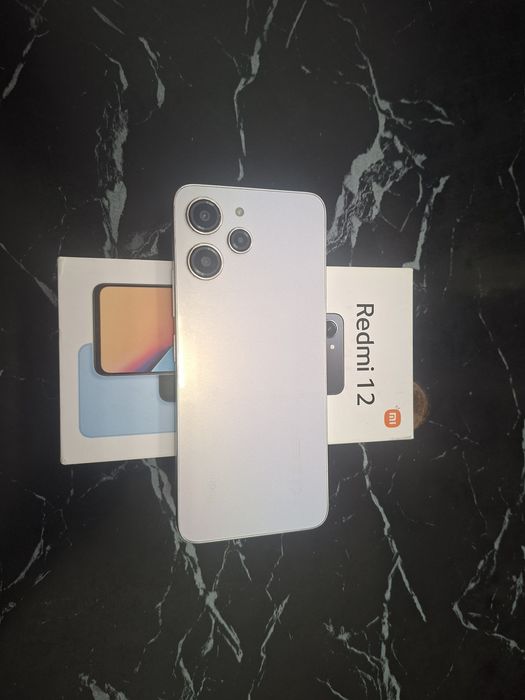 Продам Redmi 12c 8 256