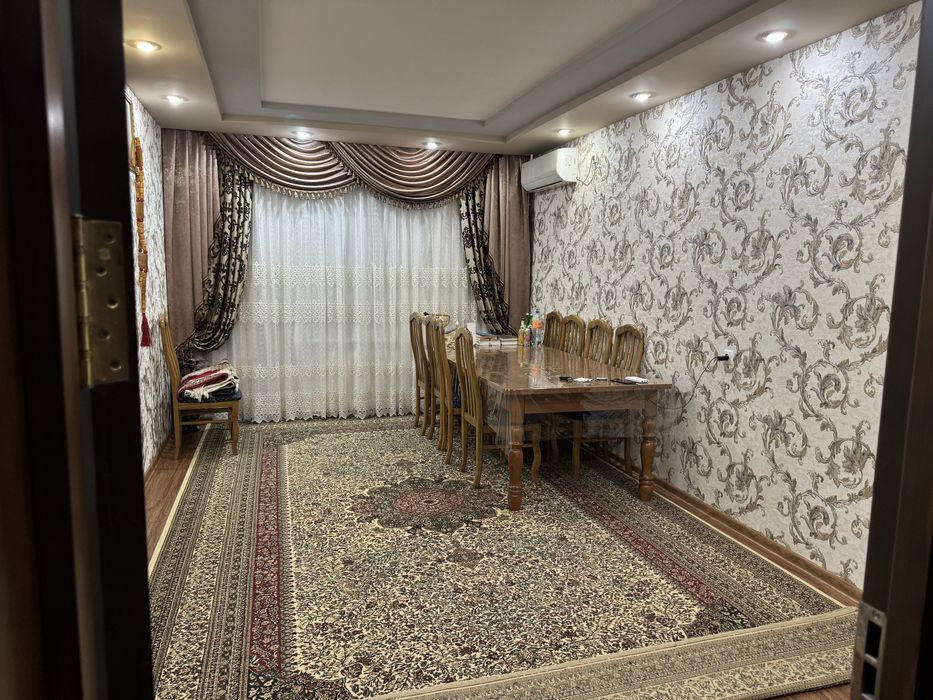 6 xonali uy xonadon kvartira sotiladi 140m2