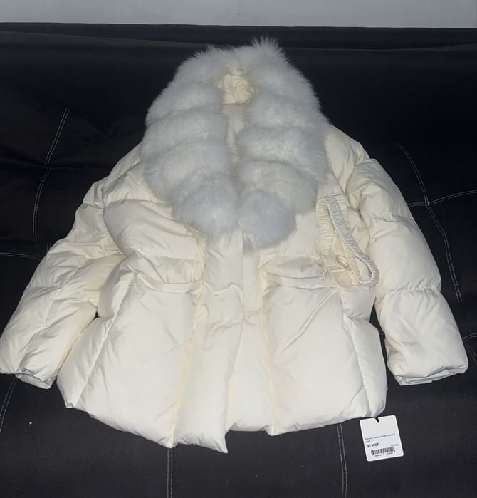 Пуховик, куртка с меховым воротником