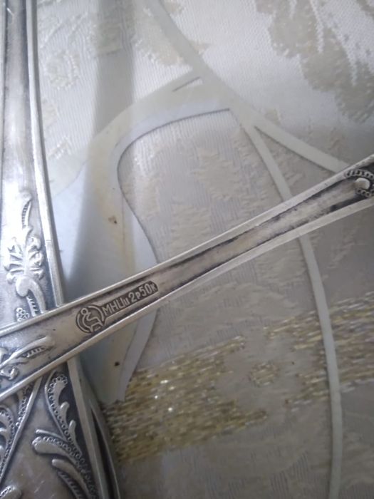 Мельхиоровые ложки, вилки