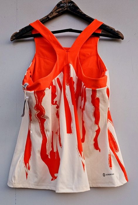 Adidas оригинален дамски топ Л/Хл размер