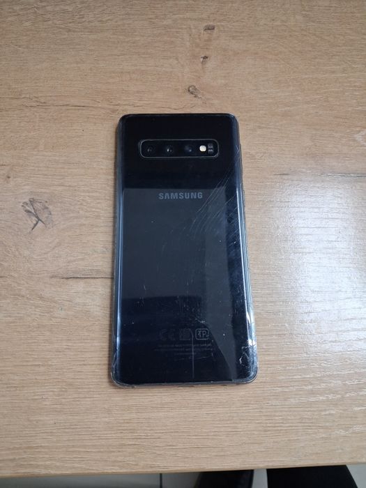 Продам Samsung S10 мини