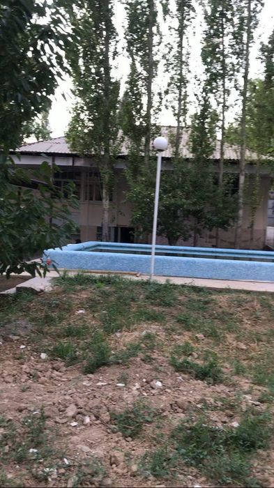 Чорвок платина олдида жойлаган капал кишлогидаги уй сотилмади