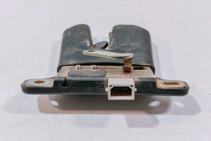 Broasca haion   8D5827505A Audi A4 B5