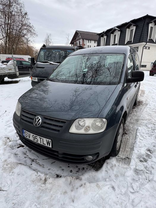 Vand Volkswagen Caddy anul 2008 2.0 benzina impecabil INMATRICULAT