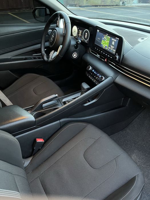 Hyundai elanyra elegance