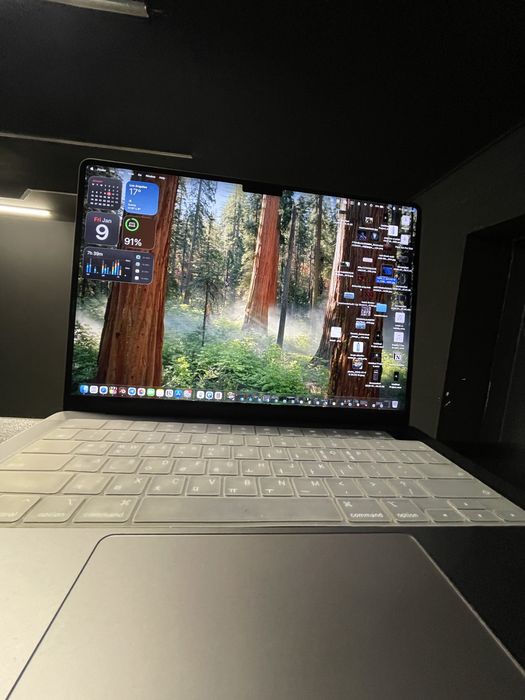 Macbook pro m2 pro 16/512 14-inch 16 yader 120 fps quvat 40 soatgacha