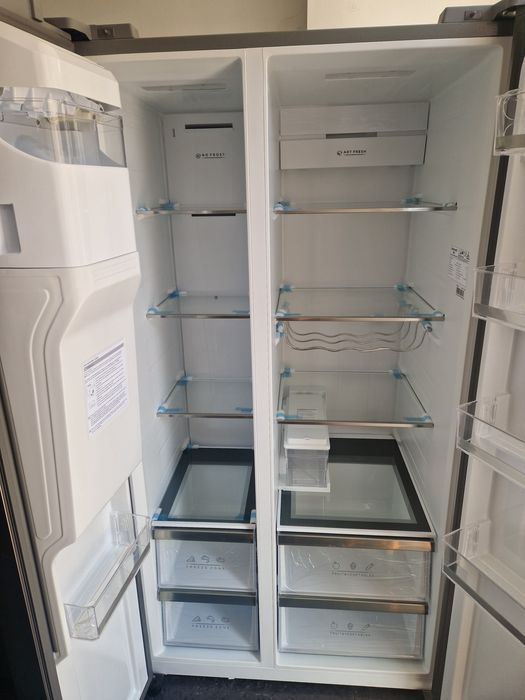 Side by side Hanseatic A++ No Frost Нов Ледогенератор