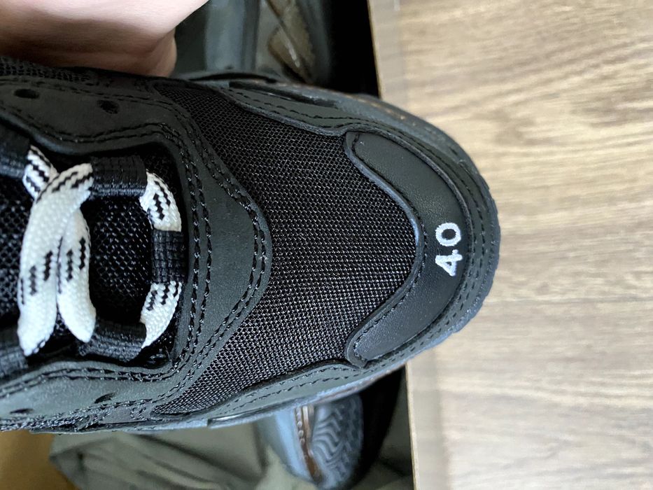 Balenciaga Triple S 40 Autentici