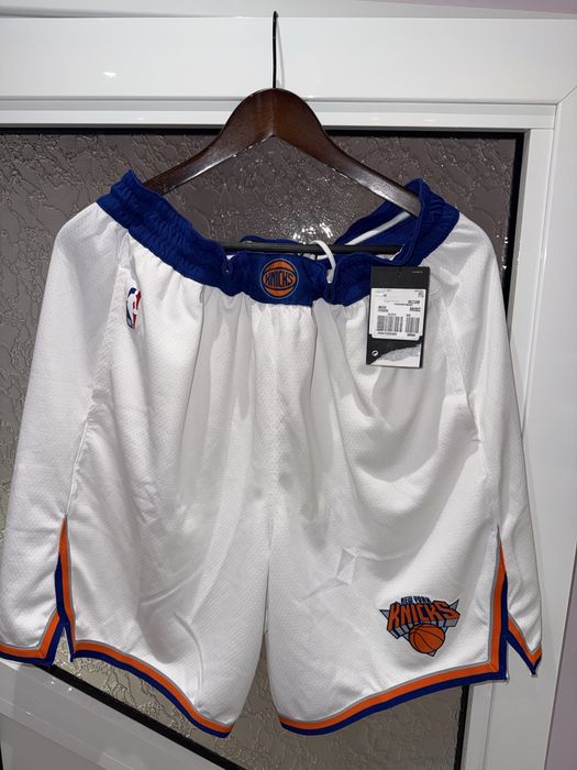 Мъжки бели къси панталони Nike New York Knicks - размер XXL