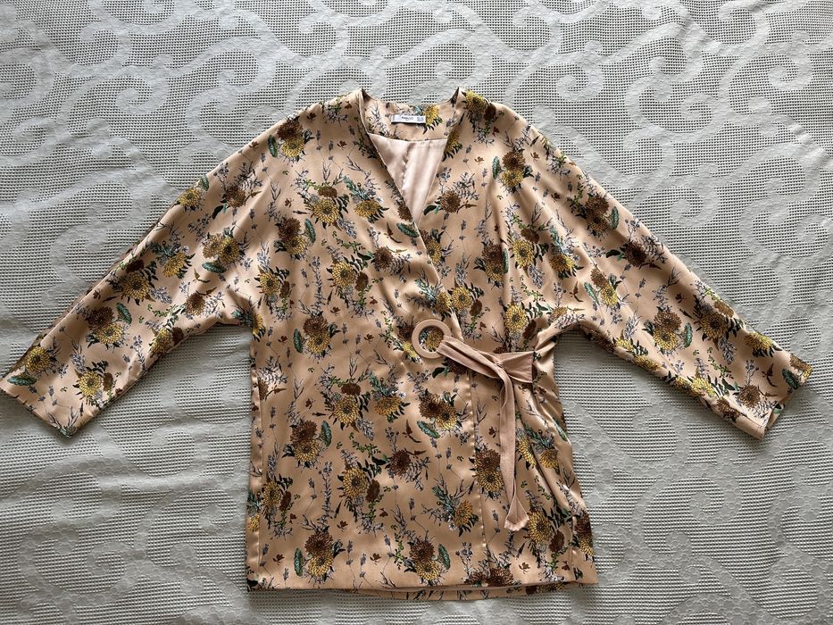 Дамска жилетка / сако MANGO