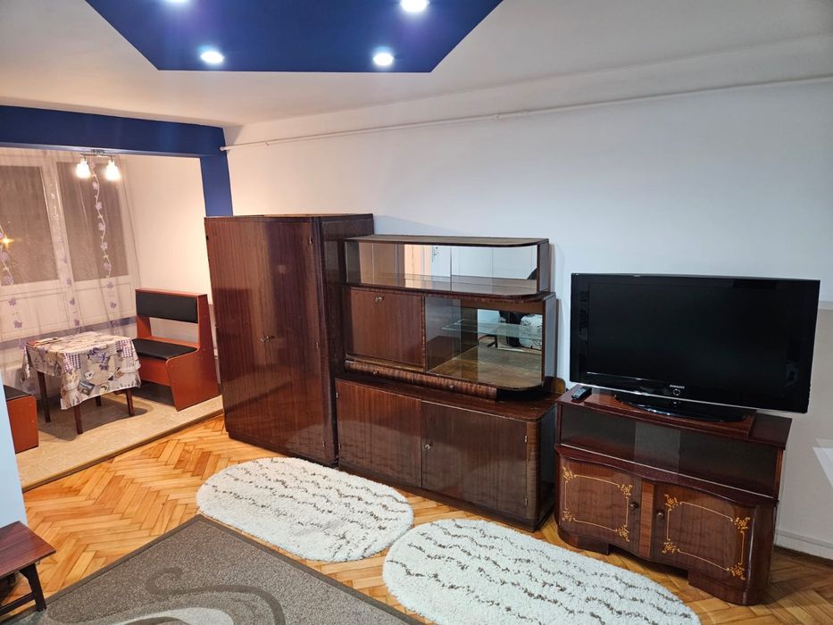 Garsoniera de inchiriat