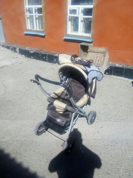 Продам детские коляски.