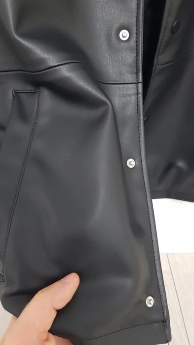 Geaca din piele Zara