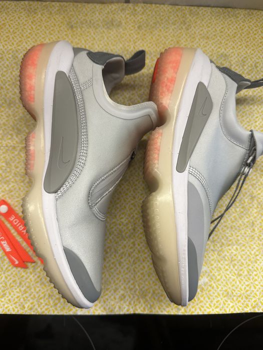 Маратонки  Nike Joy Ride