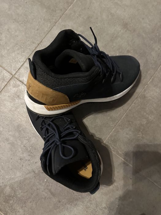 Pantofi timberland la 350 lei