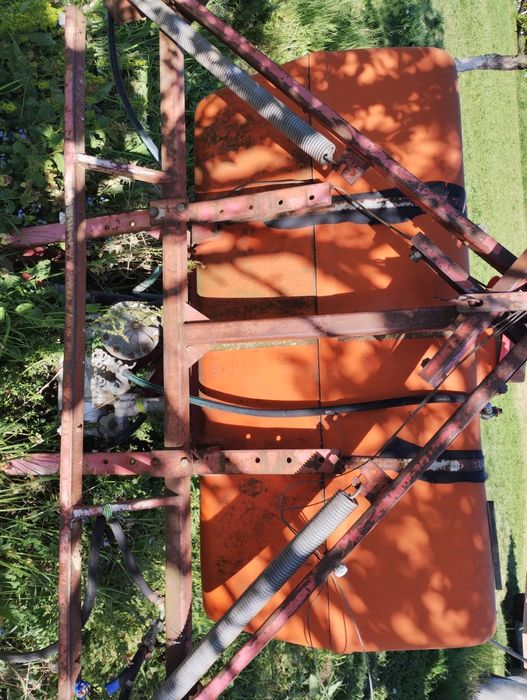 Stație de ierbicidat