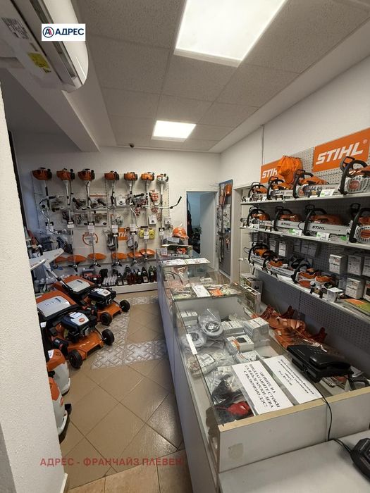 Магазин в Плевен-Идеален център площ 96 цена 119000