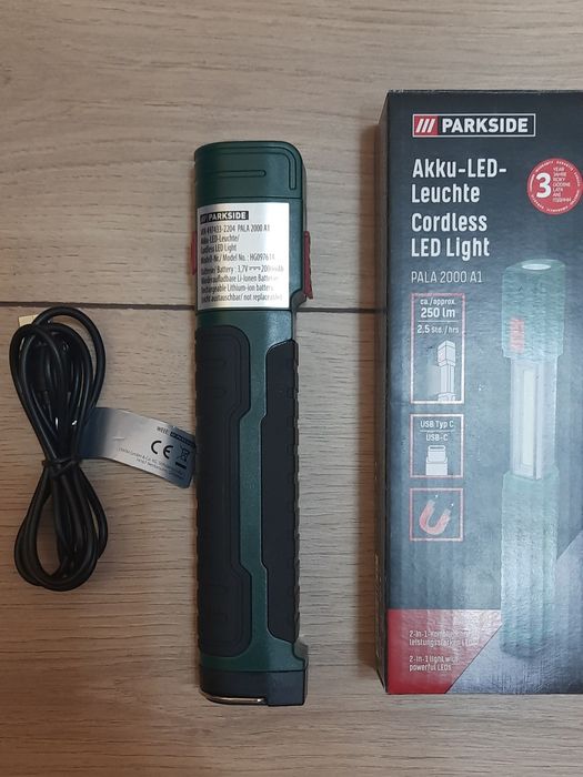Lanterna-Lampa de lucru cu LED Parkside,magnet si acumulator 3,7v,Nou!