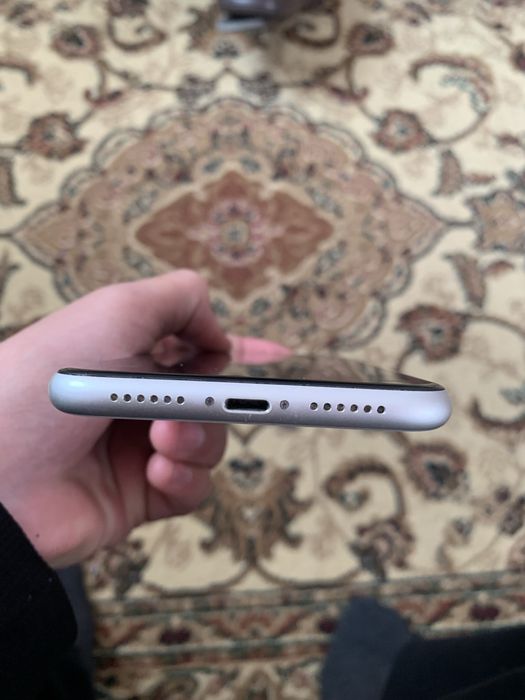iPhone 11 64GB 73акб