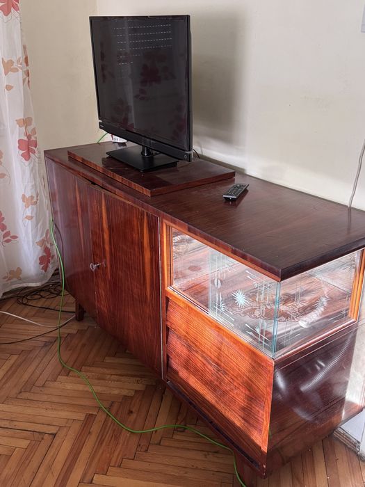 Vand mobila dormitor/sufragerie