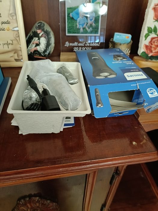 Shaver  Philips Series 1000