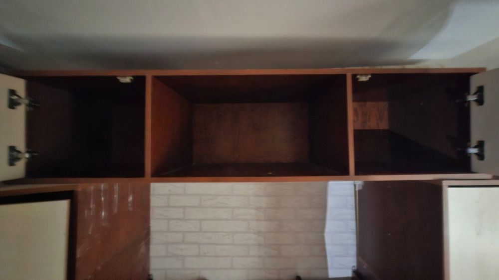 Продам большой шкаф