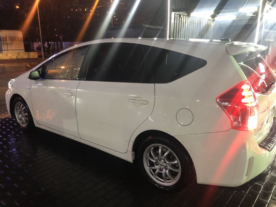 Vand Toyota Prius Plus 1.8 Hybrid + GPL