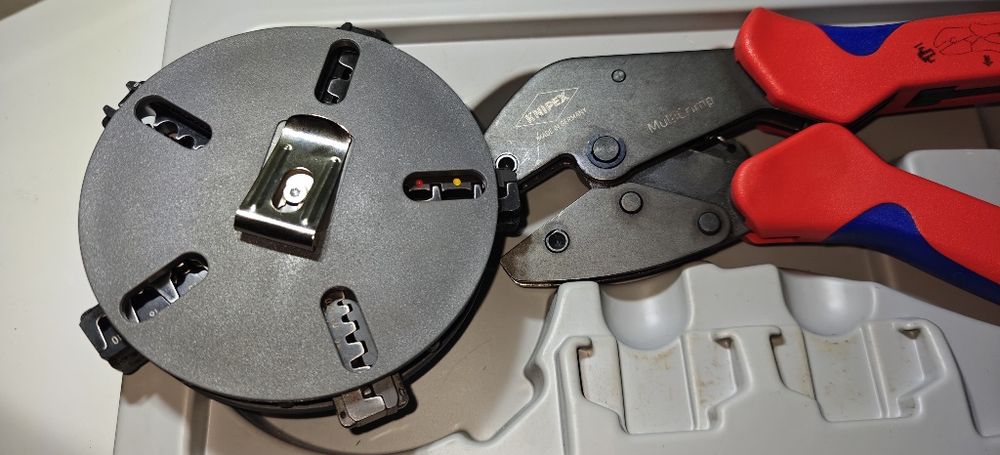 Cleste pentru sertizat conectori izolati/neizolati, 250mm, Knipex 97 33 01