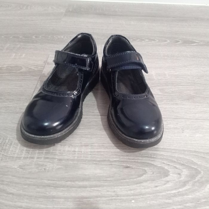 Туфли лакированные для девочек 32 размер